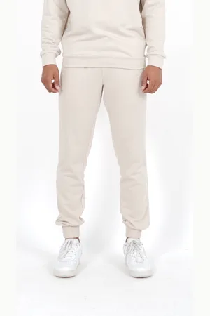 Sixth June Broek Signature