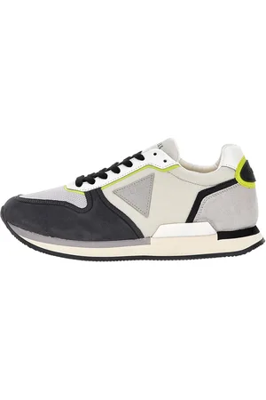 Guess Sneakers