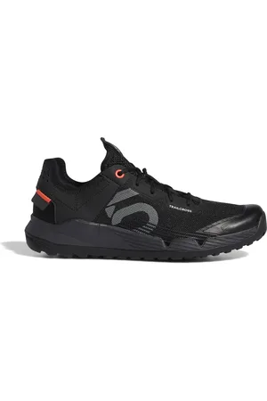 adidas Schoenen