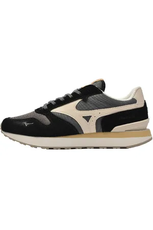 Mizuno Trainers RB