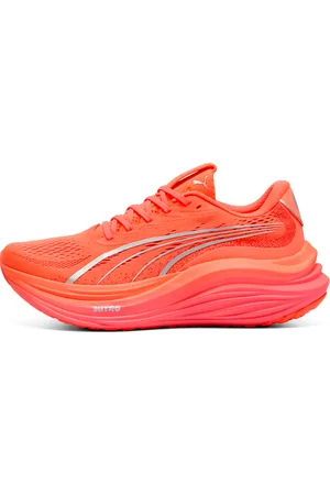 PUMA Hardloopschoenen MagMax Nitro