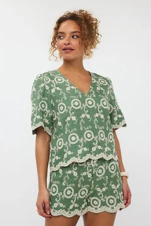 Ydence Short Gieneke | Green