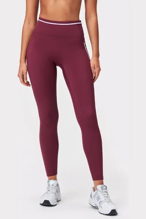 Stronger Logo Pocket Leggings
