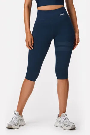 Stronger Signature Capri Legging
