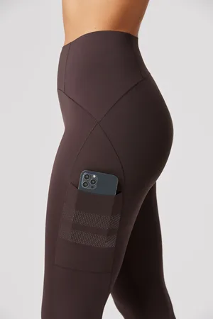Stronger Sleek Pocket Legging
