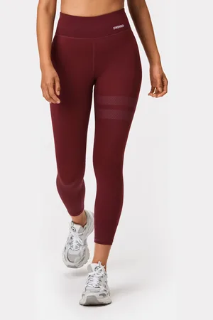 Stronger Signature 7/8 Legging