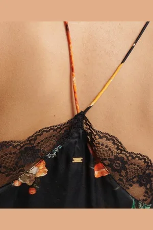 Superdry Vrouwen Satijnen Camitopje met Kanten Boord Grootte: 38