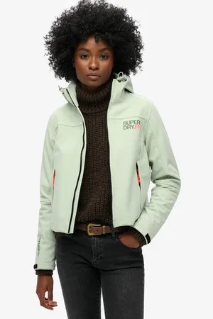Superdry Vrouwen Softshell Trekkerjas met Capuchon Grootte: 36