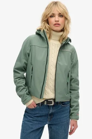 Superdry Vrouwen Softshell Trekkerjas met Capuchon Grootte: 40