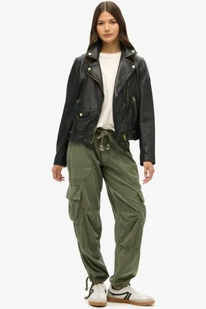 Superdry Vrouwen Lichtgewicht Beach Cargobroek Grootte: 32