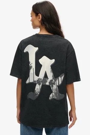 Superdry Vrouwen Oversized Photographic Skate-t-shirt Grootte: L