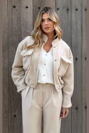 Fashion Musthaves Bouclé Bomber Jacket
