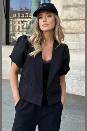Fashion Musthaves Lilly Puff Sleeve Blazer
