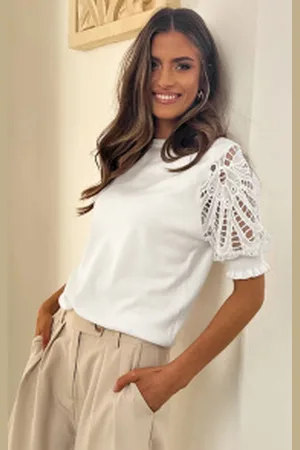 Fashion Musthaves Lace Sleeve Soft Top