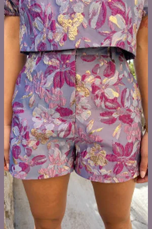 Fashion Musthaves Jacquard Flower Short