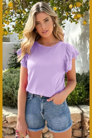 Fashion Musthaves Ruffle Embroidery Top Lila