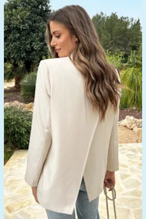 Fashion Musthaves Oversized Open Back Blazer