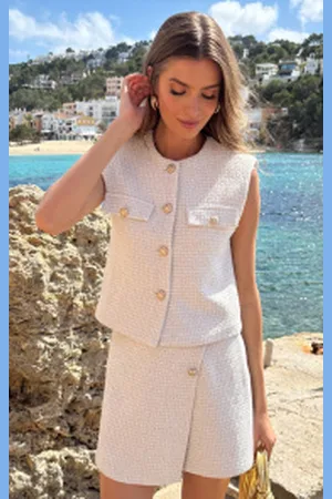 Fashion Musthaves Exclusive Cropped Boucle Gilet