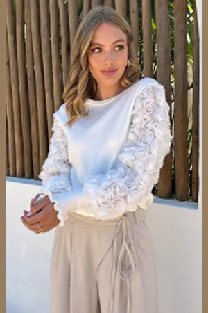 Fashion Musthaves Rose Sleeve Soft Trui
