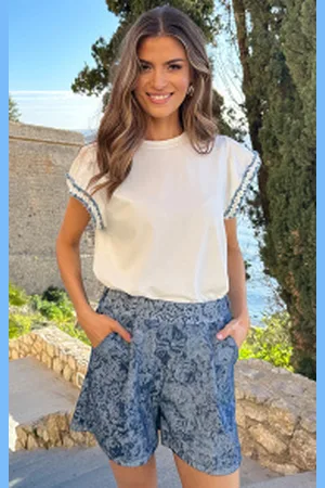 Fashion Musthaves Stretch Detail Denim Top
