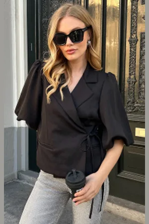 Fashion Musthaves Wrap Blazer Puff Short Sleeve