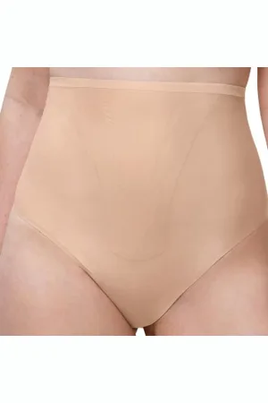 Triumph Shape Smart Highwaist Thong Small Dames
