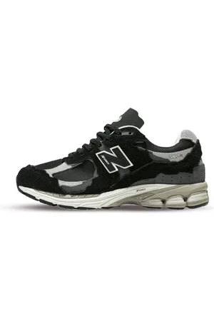 New Balance 2002r protection pack black grey
