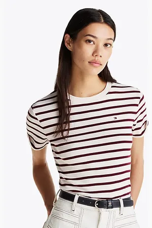 Tommy Hilfiger Slim fit T-shirt met ronde hals