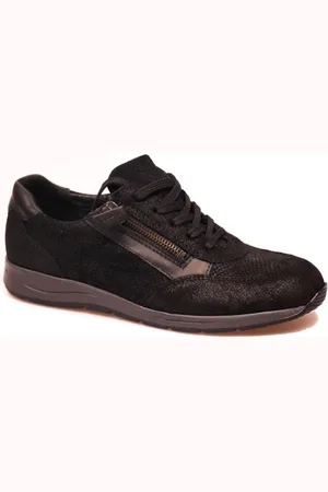 Common Pairs Lena 25 Sneakers