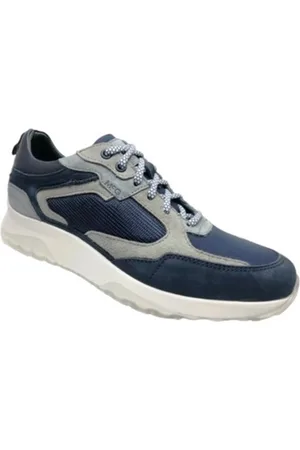 McGregor Reece Sneakers