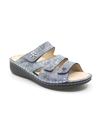Finn Grenada Slippers