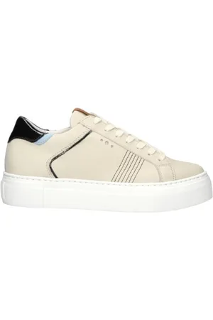 Aqa Shoes A8295 Sneakers