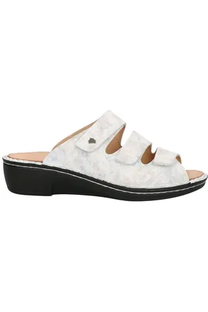 Finn Canzo Slippers