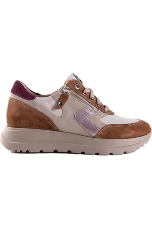 Footnotes 15.001-1024 Sneakers