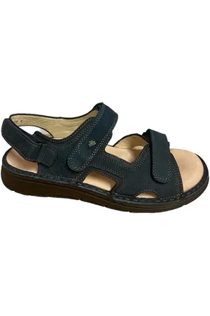 Finn Wanaka-s Sandalen