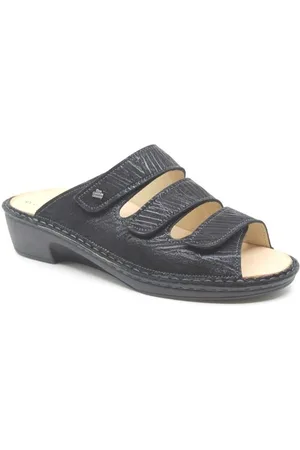 Finn Canzo Slippers