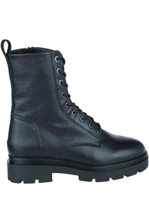 Piedi Nudi Avola 03.06 Enkellaarzen