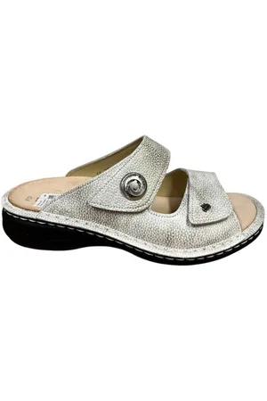 Finn Colina Natural Slippers