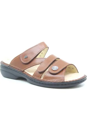 Finn Ventura-s Slippers