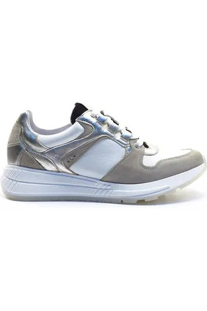 Aqa Shoes A8725 Sneakers