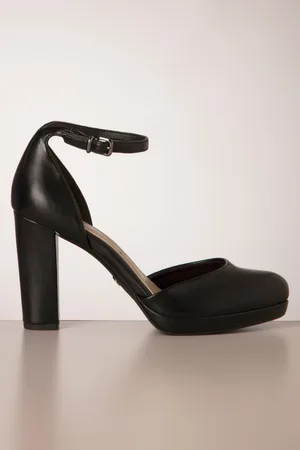 Nieuwe platform schoenen in maat 5.5 us voor dames KLEDING