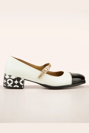 Nemonic Colette Mary Jane pumps in zwart en ivoorwit