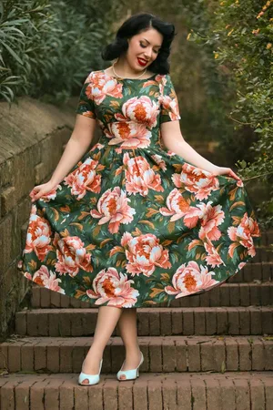 Hearts & Roses Sadie bloemen swing jurk in groen en perzik