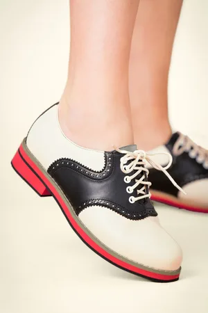 Banned Retro Old Soul Dancer-schoenen in wit en zwart