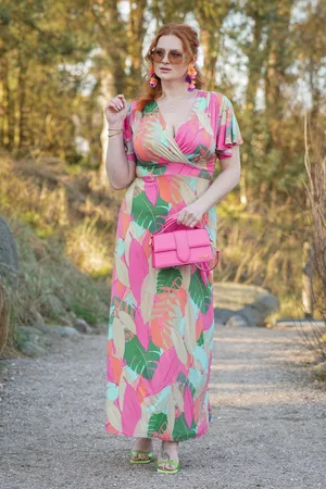Vintage Chic Laurie maxi jurk in multi Pastle Leaves