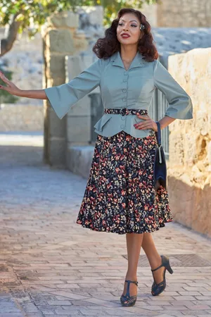 Miss Candyfloss Bertha Minty linnen blazer in dusty mint