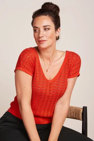 King Louie Onde Double V top in spicy orange
