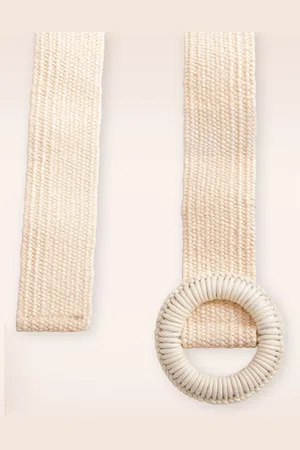 Smashed Lemon Rue raffia riem in zand