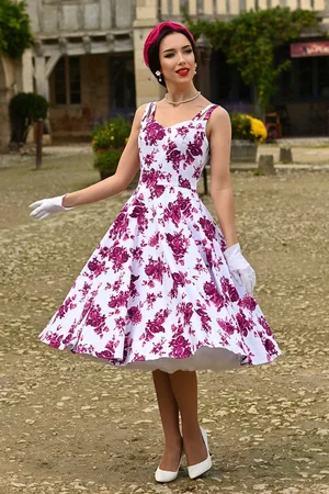 Hearts & Roses Frenchy Floral swing jurk in wit en roze