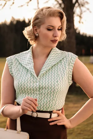 Banned Retro Tina Tile blouse in mintgroen